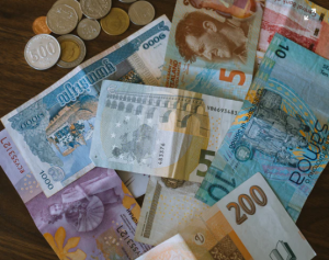 how to make money online staying at home